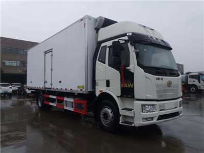 解放单桥J6L高顶双卧冷藏车